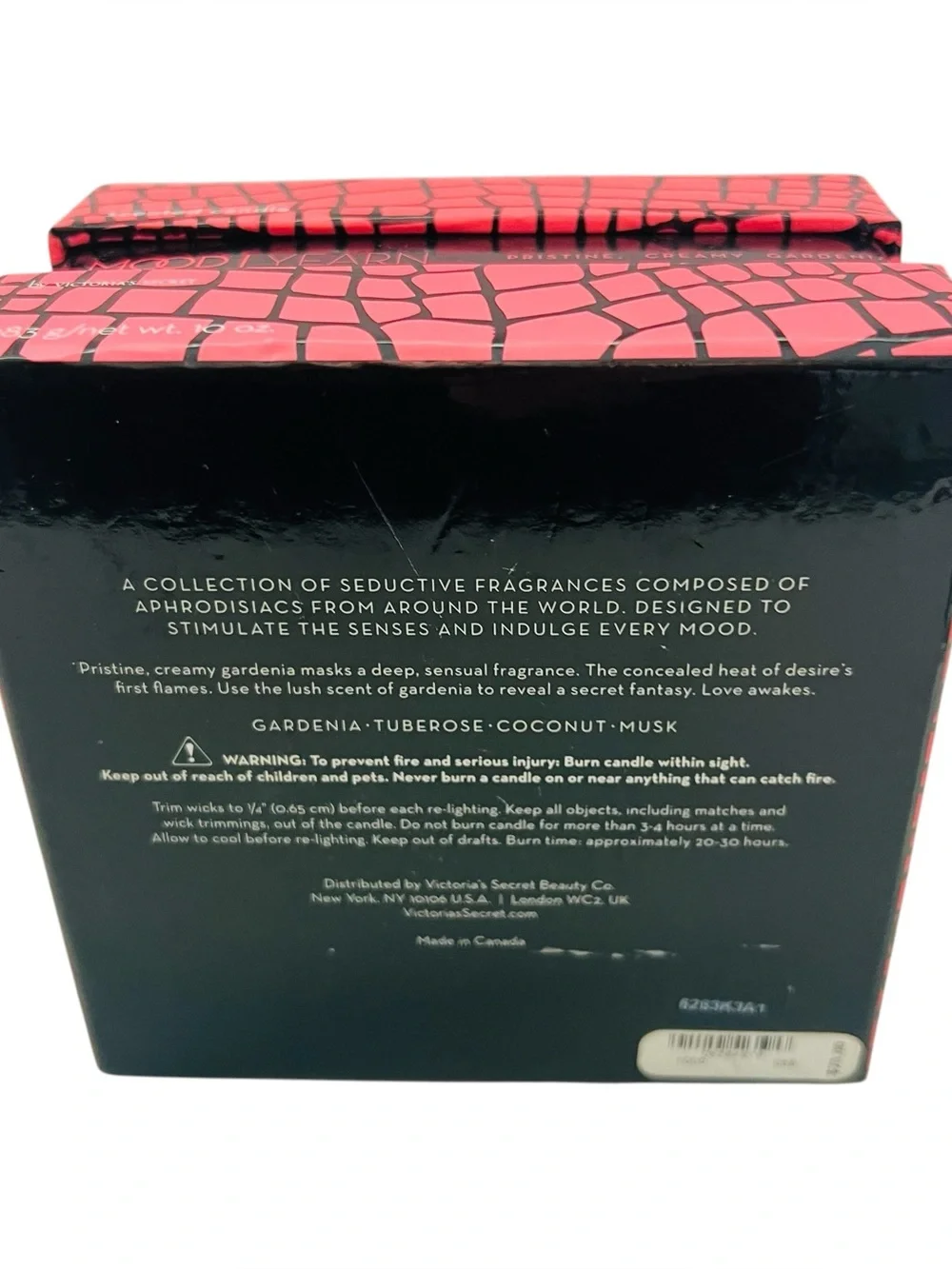 Victoria's Secret 10oz. MOOD YEARN Pristine, Gardenia Boxed Candle